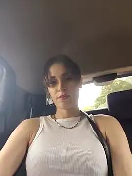 Irresistible24 — Sem calcinha/no panties