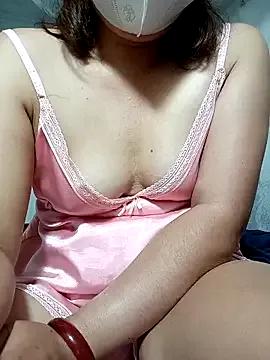 JinjinLy on StripChat 