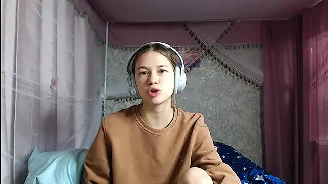 leila_bambi_ — put on stockings