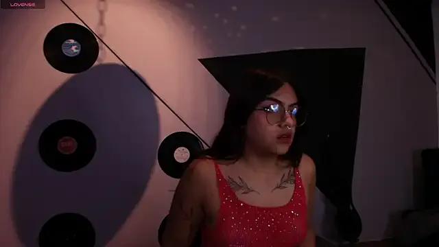 Lilith_and_Khloe on StripChat 