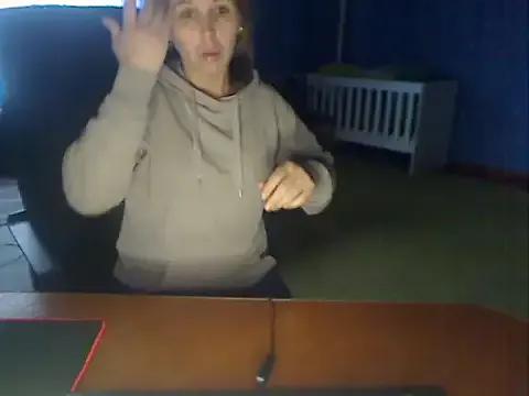 loveis007 — Blow a kiss to every new subscriber