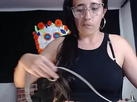 Lucyy_Naugthy — MAKE MY  HAPPY