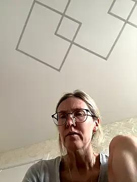 MollyStory — Masturbate