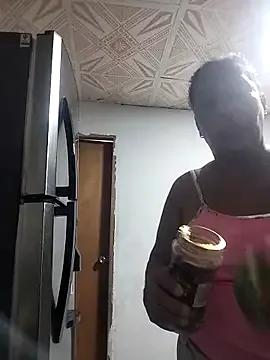 Naomi-Mature — Show pussy