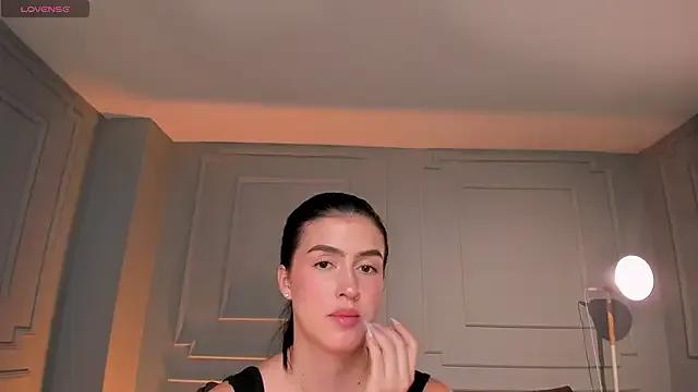 PaulinaSantos_ — Twerking plug and fingerin pussy