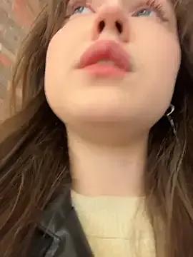 Peachy_Dream — show cute outfit