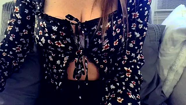 princesssxxxdd3 — topless for daddy