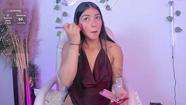 Quiinn_bx on StripChat 