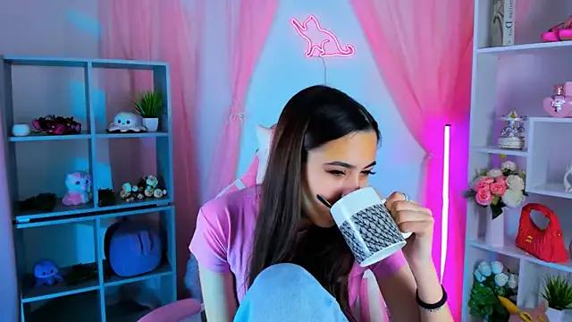 RebeckaThornton — feed me a pizza