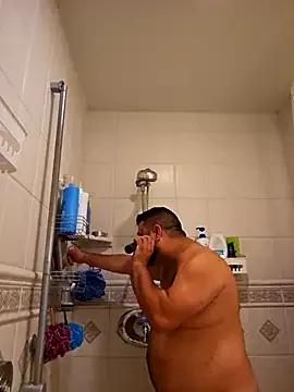 Roddog18 on StripChat 