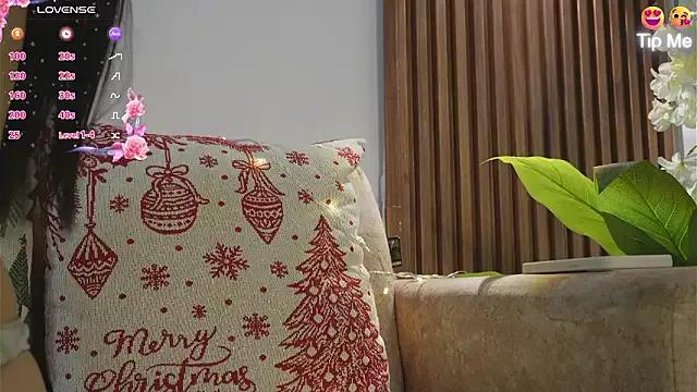 Roxybeautyy — Freechat on StripChat