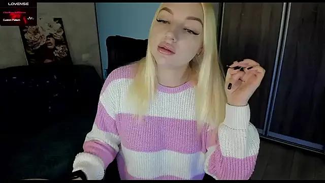 Stella__Cox — undress me