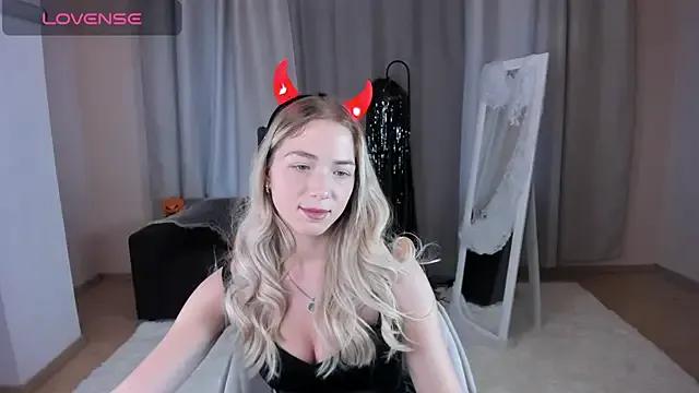 Susan_Mimi on StripChat 