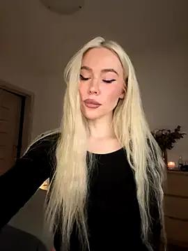 xDinnax — panties off and rub pussy