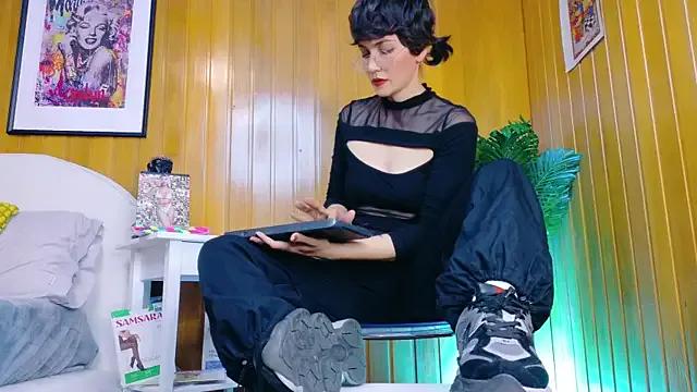 Zafiro_Gem_ — hi zafi